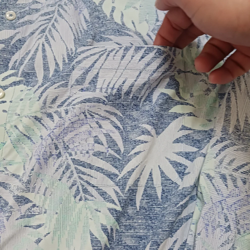 Tommy Bahama good pre